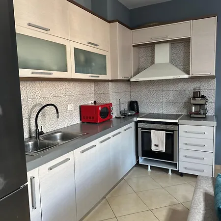 Gjonis House * Sarandë